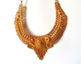 Handmade Gold Choker Necklace - Indian Traditional Necklace - Antique Jewellery - Ethnic Jewellery