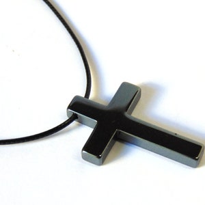 Triple Gold or Silver Hematite Cross Link Necklace main image 1