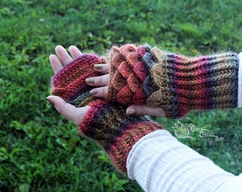 Dragon Scale Gloves, Mermaid Scales, Fingerless, Crocodile Stitch Gauntlets, Mittens, Texting Wristers, Hand Warmers