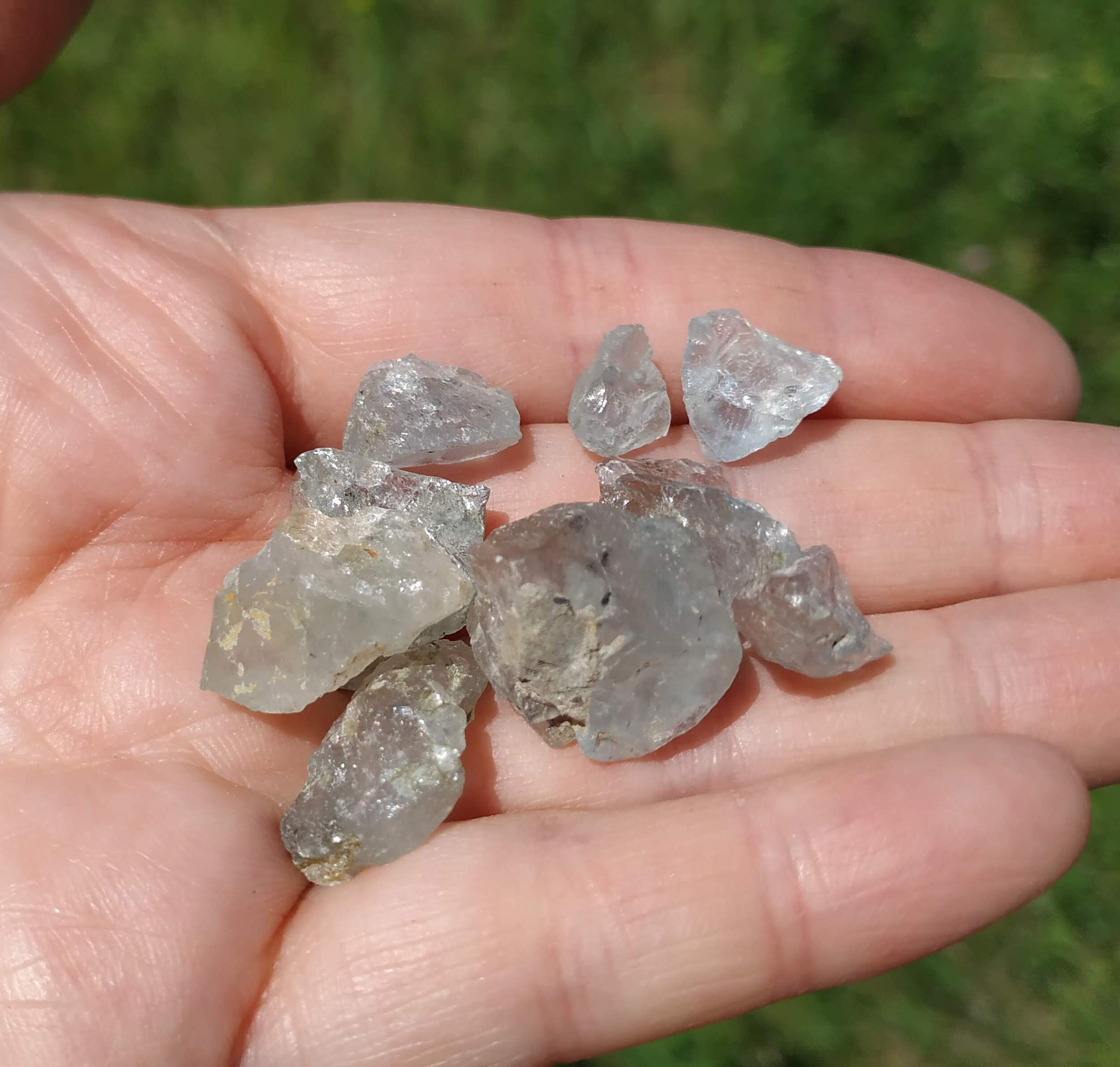 Raw blue topaz Topaz crystal Topaz chips Blue topaz Topaz | Etsy