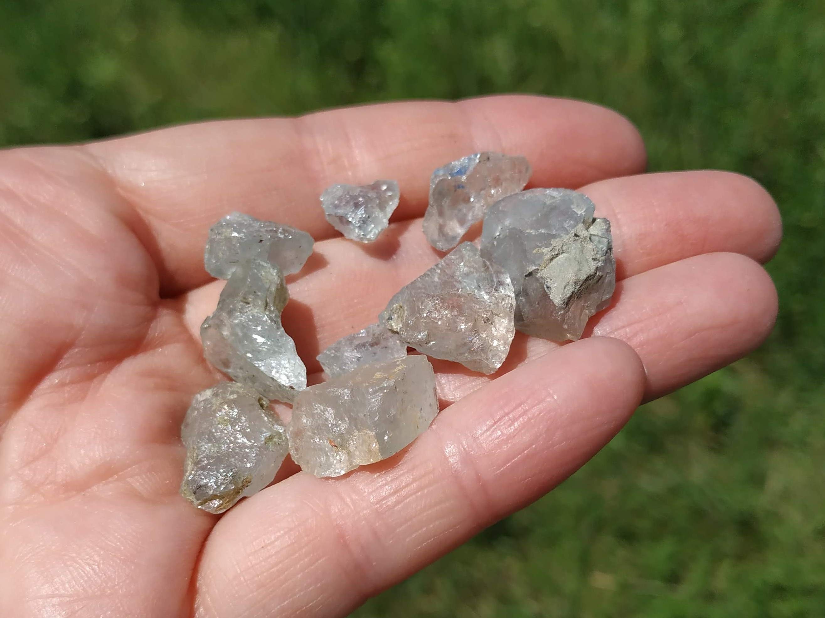 Raw blue topaz Topaz crystal Topaz chips Blue topaz Topaz | Etsy