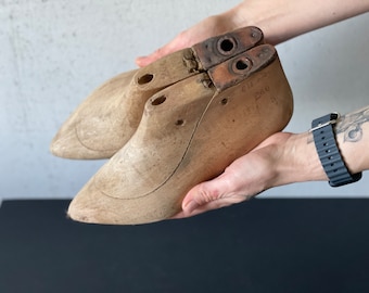 Vintage Wooden Shoe Lasts Size 260mm – Ladies Shoe Forms – Cobbler Shoemaking Tools, Rustic Decor, Photography home decor, high heel shoes