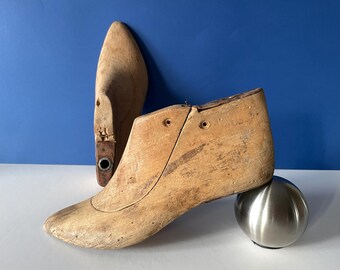 Wooden ladies shoe lasts 260, Wooden forms, Shoes pigeonholes, Shoe Stretcher, Shoemaker's Tools, shoe molds, lasts for shoe making felting