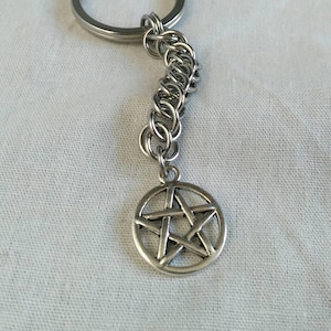 Llavero con elementos de la naturaleza del pentáculo, cordón personalizado, accesorios para billetera de bruja, steampunk gótico, magia oculta