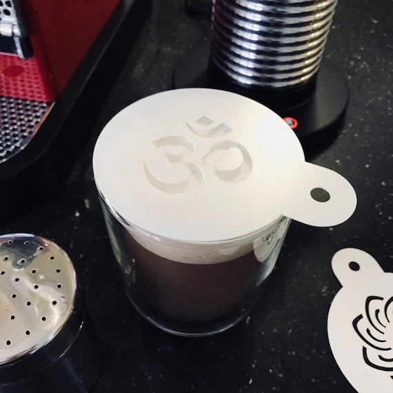 12 piezas Cappuccino Stencil naturaleza y buenas vibraciones Juego de plantillas reutilizables para café Barista Yoga Plantilla de cacao 
