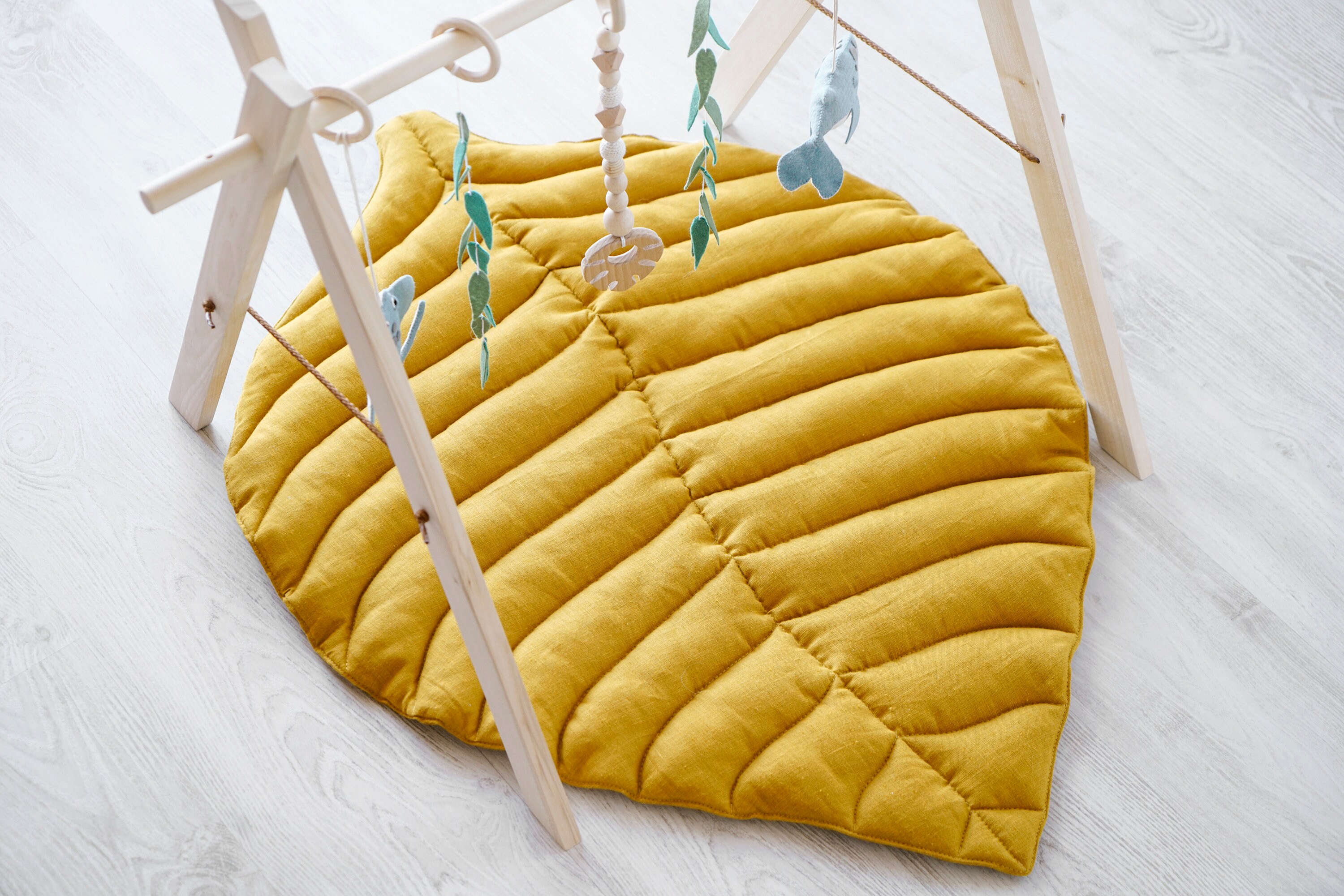 Baby Play Mat Leaf Rug Linen Leaf Play Mat Nursery Rug Etsy UK