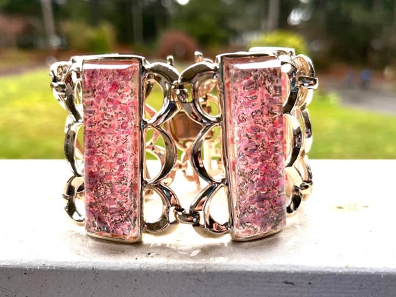 Pink Confetti Lucite Bracelet 1950's - image 2