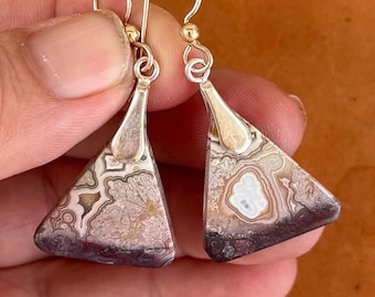 Pendientes colgantes de jaspe natural con borde morado intenso Supreme Nurturer para mujer