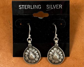 Pendientes de budismo tibetano del Dalai Lama para mujer