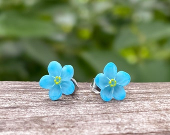 Tiny forget-me-not stud earrings - Blue flower posts, Hyper-realistic polymer clay floral jewelry gift, Delicate botanical earrings