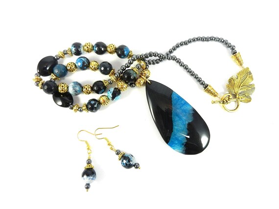 Blue and Black Teardrop Agate Gemstone and Gold Bead Necklace with Matching Fire Agate Earrings