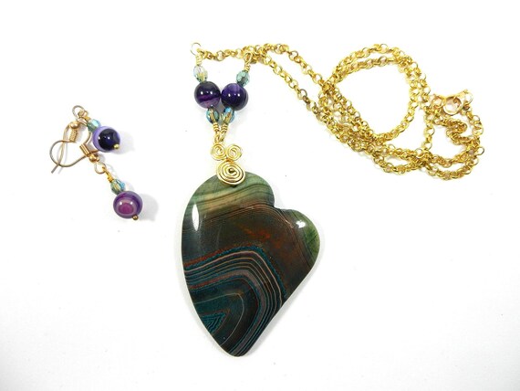 Purple and Green Heart Shape Banded Agate Pendant Necklace with Purple Banded Onyx Earrings, Wire Wrapped Agate Heart Pendant