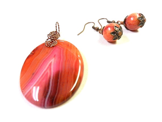 Oval Pink and Orange Wire Wrapped Agate Gemstone with Matching Earrings