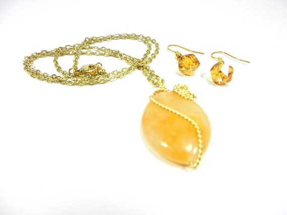 Gold Marquise Agate Gemstone and Matching Crystal Earrings,