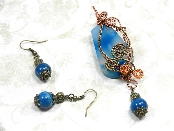 Blue and White Onyx Agate Gemstone Pendant, Copper and Bronze Wire Wrapped Agate Pendant, Agate Pendant with Jasper Gemstone Earrings