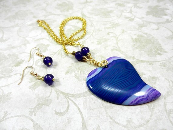 Gold Wire Wrapped Blue and Purple Agate Heart Pendant Necklace with Matching Amethyst Earrings