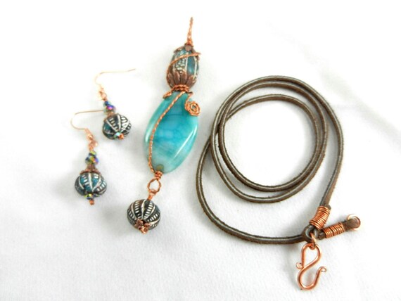 Blue Lace Agate Gemstone Pendant Wire Wrapped with Solid Copper Wire with Indian Clay Beads and Matching Errings, Blue Lace Agate Pendant