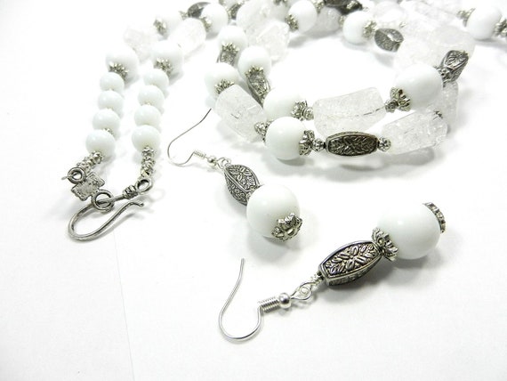 White Bead and Cracked Glass Lanyard Badge Holder with Matching Earrings