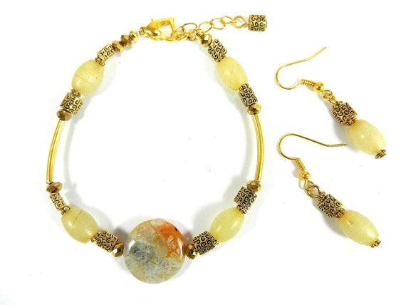 Agate and Jade Bracelet with Gold Tube Beads and Gold Filigree Beads with Matching Earrings