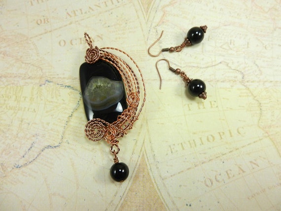 Black Onyx Agate Rectangular Gemstone Copper Wire Wrapped Pendant with Matching Round Onyx Earrings