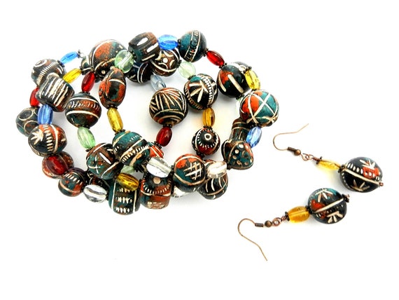 Memory Wire Bracelet with Clay Beads and Art Glass Beads and Matching Earrings