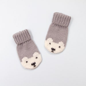 Baby and Toddler Mittens Knitting Pattern. Polar Bear Mittens Knitting Pattern. PDF knitting pattern. Instant Download