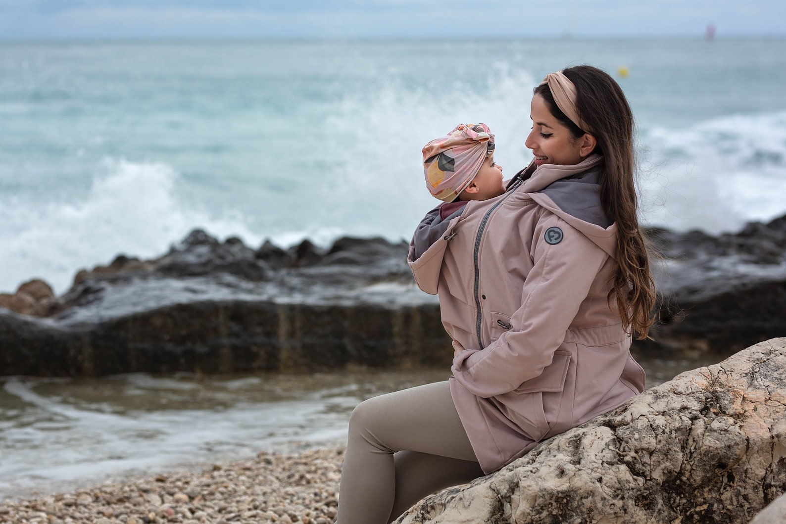 5in1 Babywearing Parka Coat , Maternity Coat, FRONT/BACK Carrying