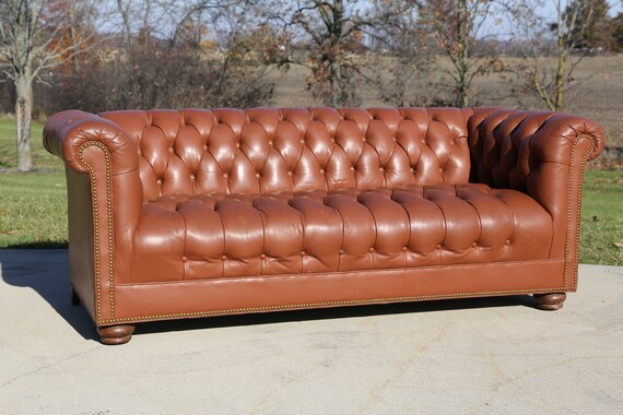 Vintage Chesterfield Leather Sofa Caramel Brown Han Canada Vintage Chesterfield Leather Sofa, Caramel Leather Sofa Canada