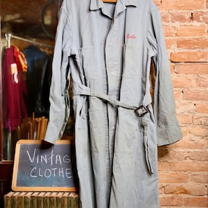Vintage 40s Auto Mechanic Shop Chore Coat Jacket Sanforized Universal Uniform Workwear buckle strap chain stitched clothing overcoat utility