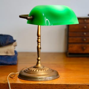 Vintage Bankers Desk Lamp Green Emerald Glass Shade Brass Antique art deco light