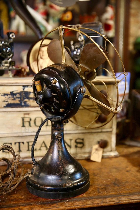 GE General Electric アンティークファン Antique General Electric GE Brass Blade Fan Industrial Brass Cage