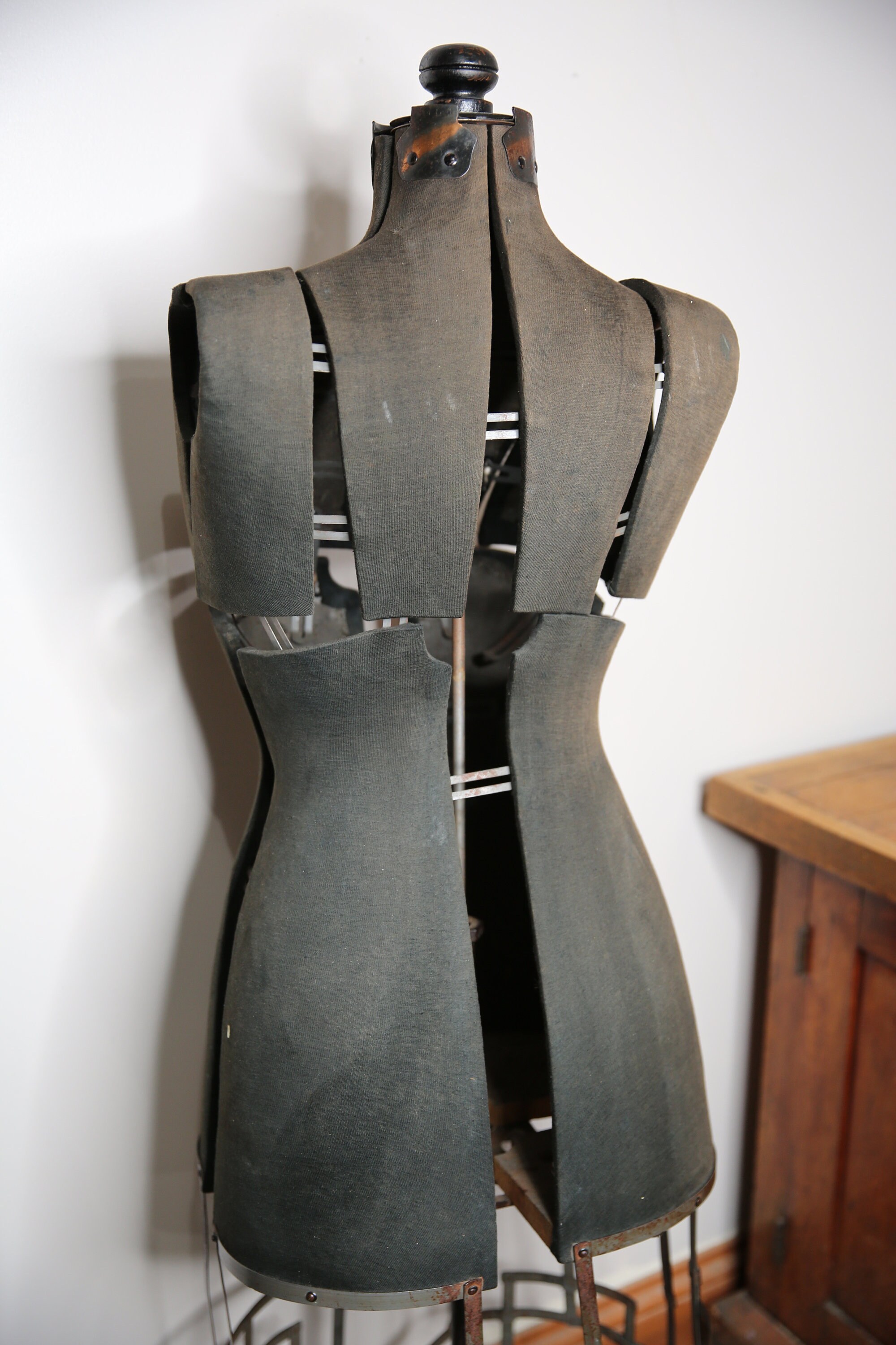 Antique Dress Form Mannequin Cast Iron Base 60 Adjustable Copper Flash Japanned Hardware Vintage