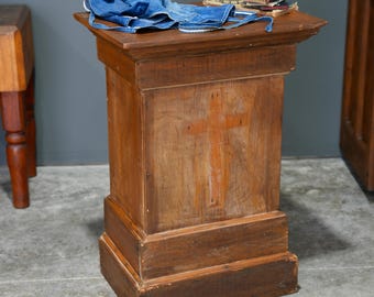 Antique Church Podium Wood Counter Hostess Stand Reception Desk Vintage