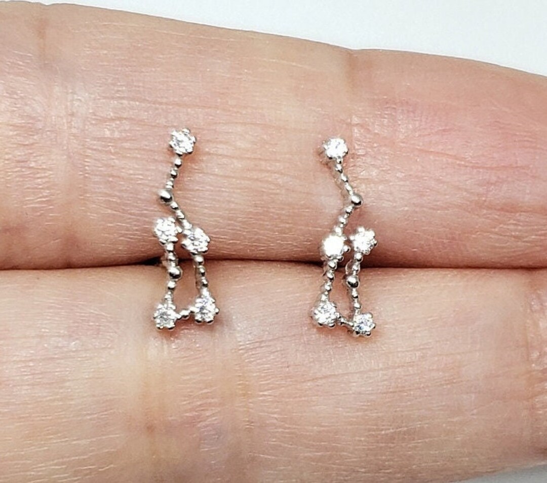 Starscape Leo Earrings main image 0