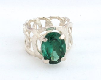 Bague en argent avec Quartz vert