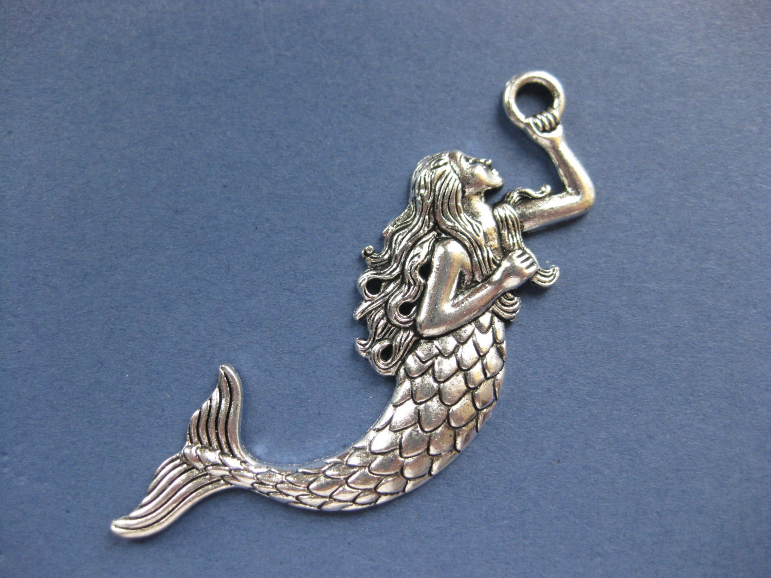 Wholesale Necklace Keychain Charm Lot sc689 Huge Mermaid Charm Antique Silver Bulk Large Mermaid