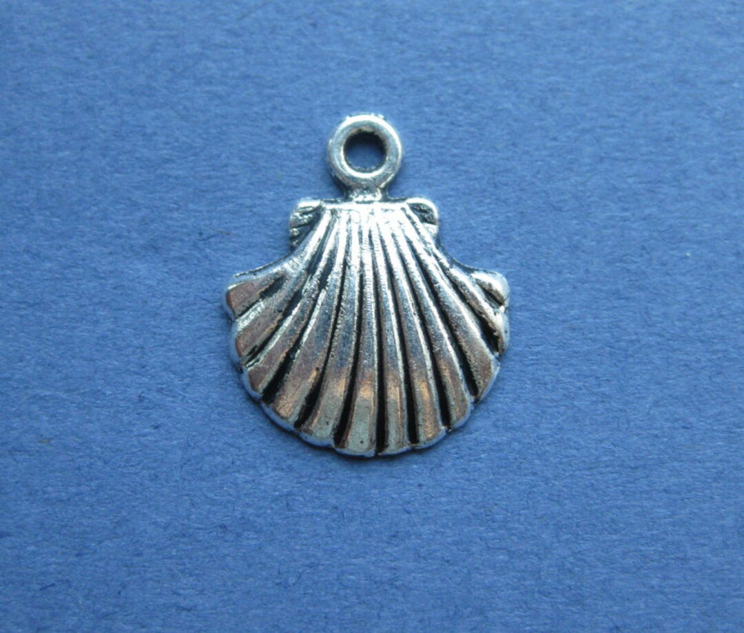 10 Shell Charm - Sea Shell Charm - Shell Pendant - Antique Silver ...