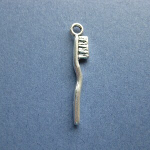 10 Toothbrush Charms - Toothbrush Pendants - Toothbrush Tooth Brush - Dentist Charm - Antique Silver - 30mm x 3mm  -- (F4-10349)