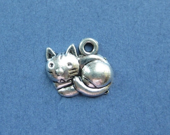 10 Cat Charms -Cat Pendants - Kitten Charm - Cat - Animal Charm - Antique Silver - 15mm x 13mm  -- (S7-10214)
