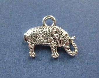 10 Elephant Charms - Elephant Pendants - Elephant - Animal Charm - Antique Silver - 17mm x 13mm --(U-Y1-10428)