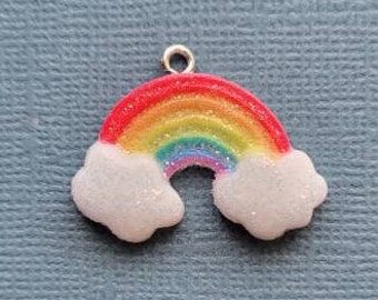 5 Rainbow Charms - Rainbow Pendants - Rainbow - Resin - 18mm x 27mm -- (No.139-12390)
