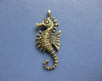 5 Seahourse Charms - Sea Horse Charm - Seahorse Pendant - Bronze Tone - 29mm x 11mm -- (J7-10843)