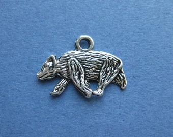 10 Bear Charms - Bear Pendants - Animal Charms - Antique Silver - 21mm x 15mm -- (No.102-10291)
