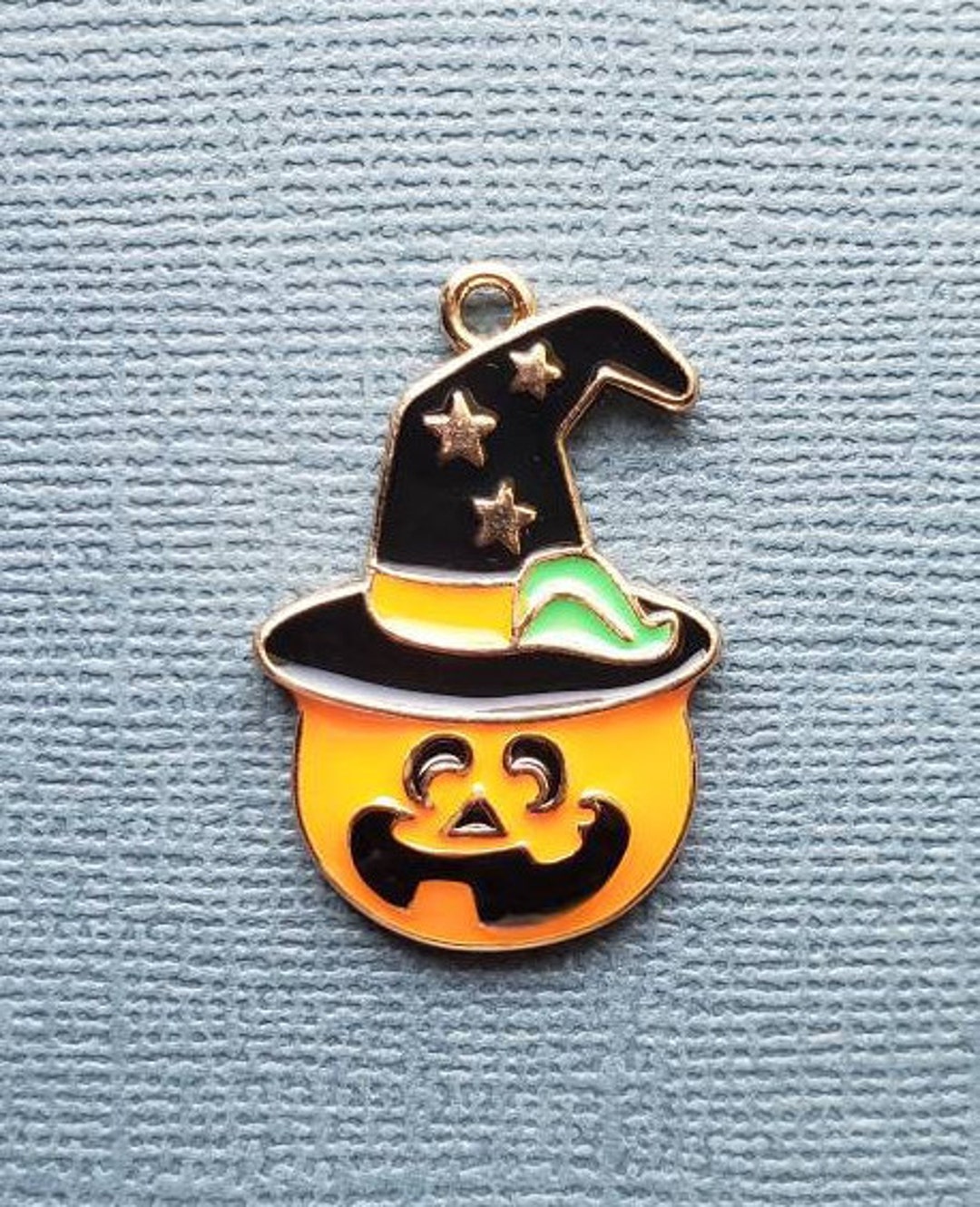 5 Pumpkin Charms - Pumpkin Pendants - Halloween Charm - Jack O Lantern ...