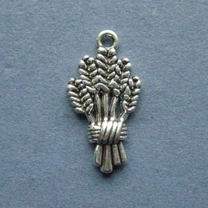 10 Barley Charms - Barley Pendants - Wheat Charm - Wheat Pendant - Wheat - Barley - Food Charm - Antique Silver - 25mm x 13mm (No.21-11075)