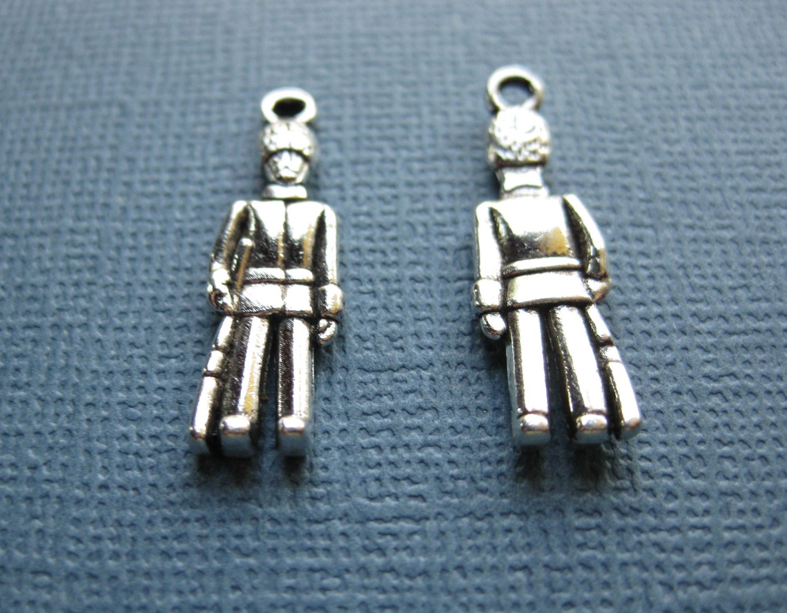 10 Soldier Charms Soldier Pendants Soldiers Toy Soldier Etsy