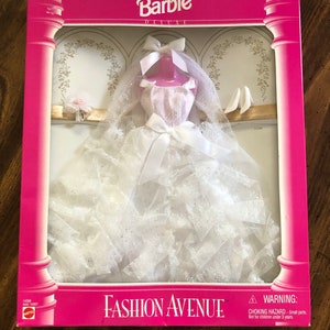 Vintage Barbie Outfit!!!  NEW IN PACKAGE!!!