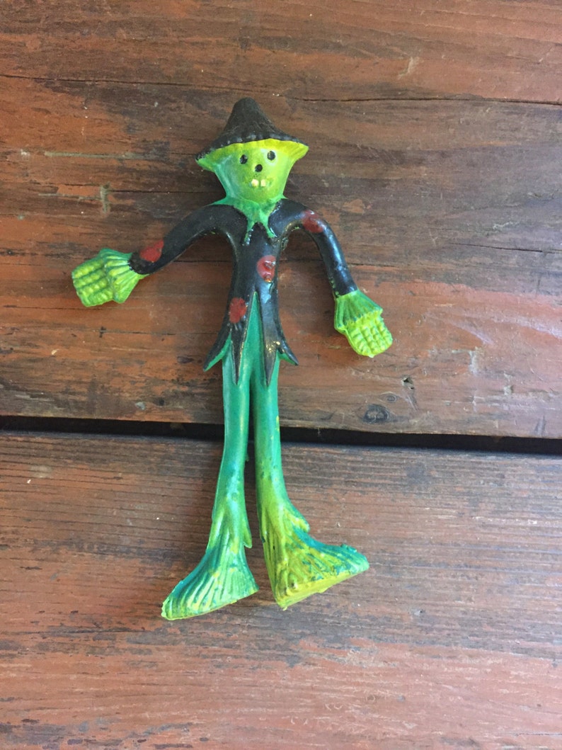 custom scarecrow figure
