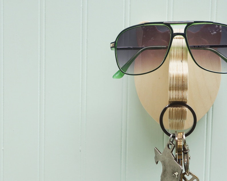 Key hook Bear head wall hanger in birch hang keys, glasses, and sunglasses wooden sunglasses holder & key hook, housewarming gift image 3