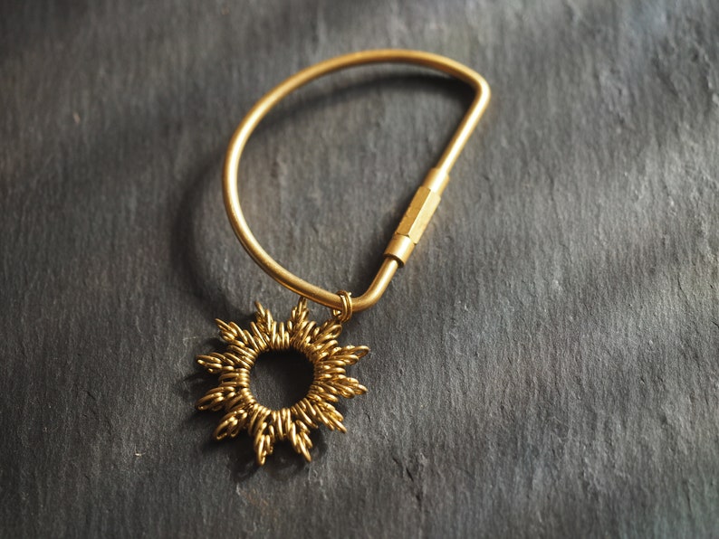 KEY CHAIN Brass Wire SUN with D ring 画像 1